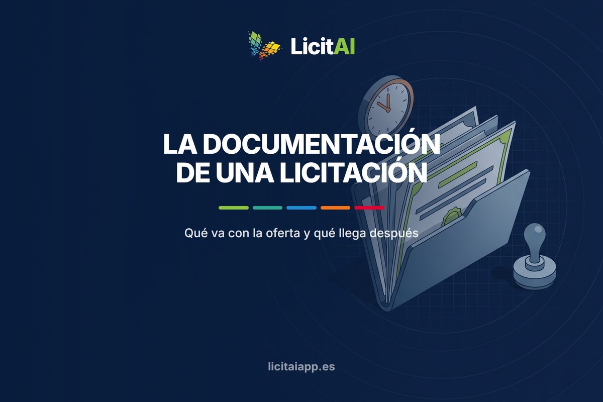Una carpeta abierta de la que salen certificados, con un sello de caucho al lado y un reloj encima.